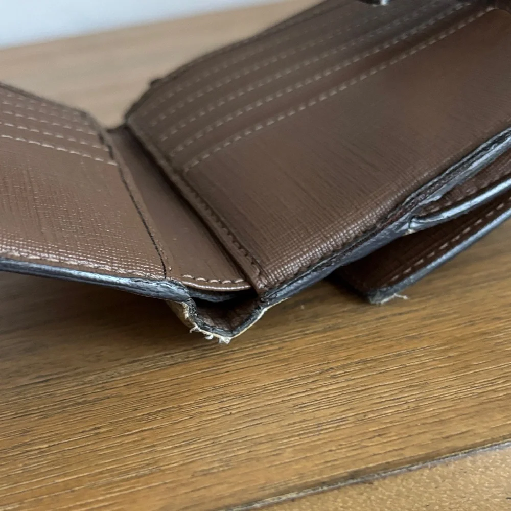 Brown and Gold GUCCI Monogram Wallet - Picture 10 of 13